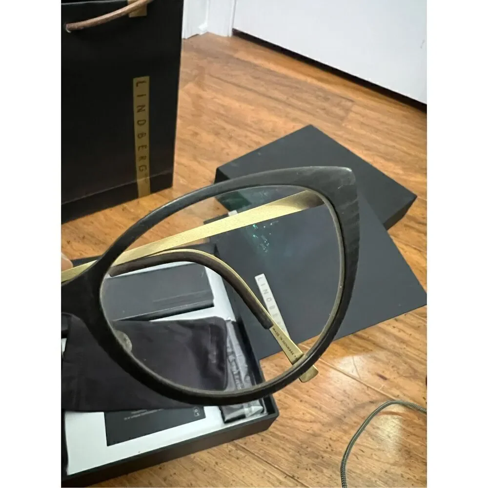 LINDBERG buffalo horn trae titanium cat eye style eyeglasses